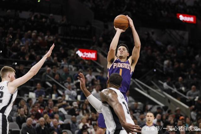 弗格34+10付豪18分 辽宁再胜新疆总比分2-0