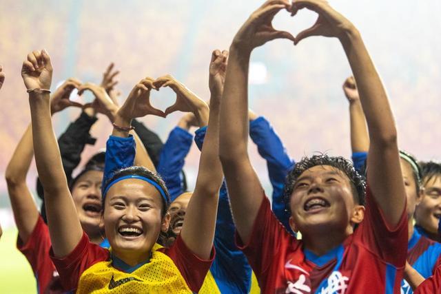 欧国联-凯恩点射戈登破门 英格兰5-0爱尔兰