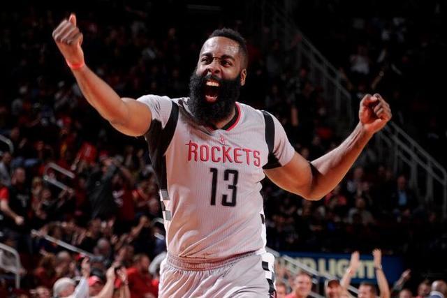 沃特斯27分高登空砍34分 广东送四川8连败